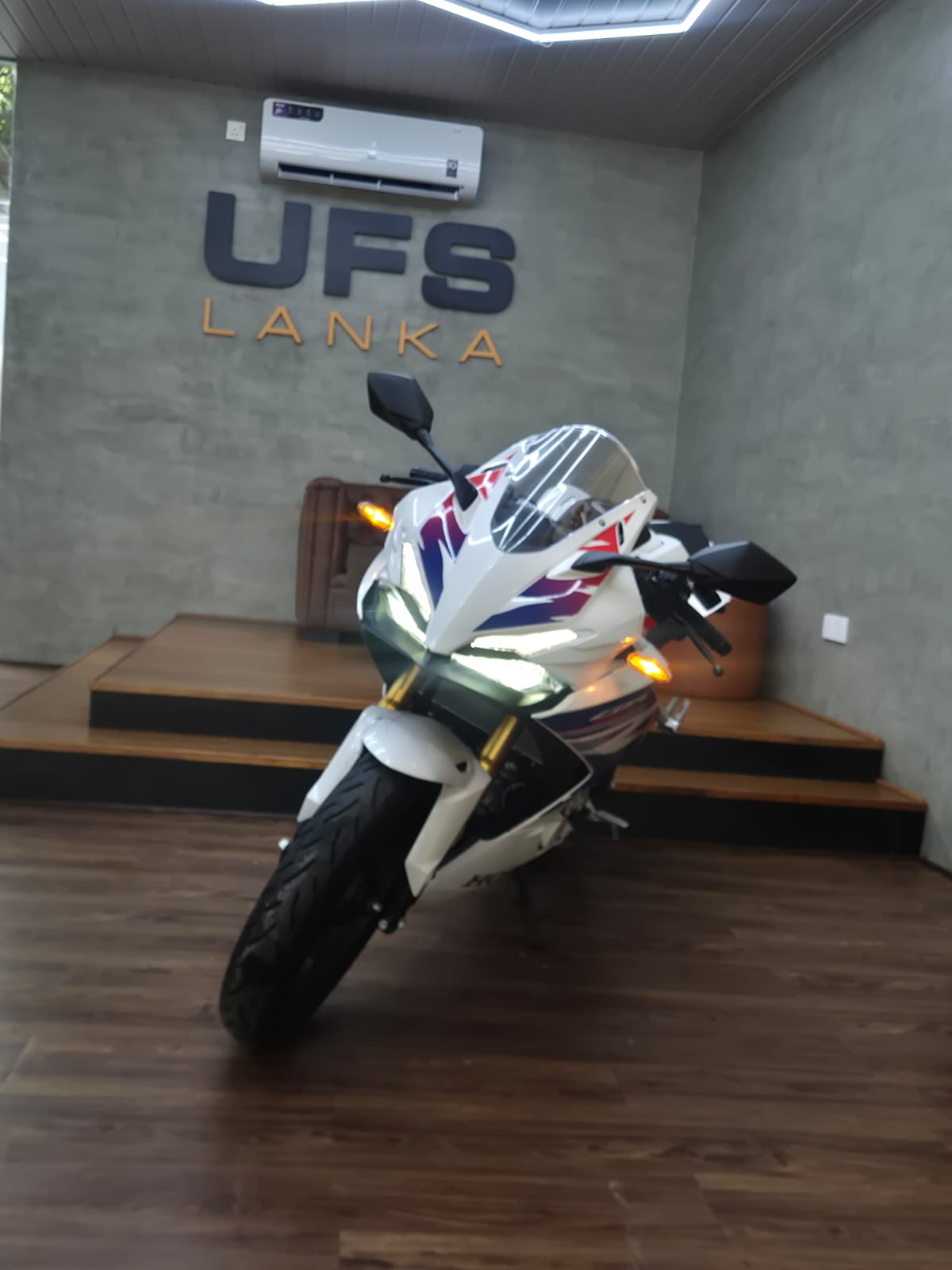 2025 HONDA CBR 250 RR MC51-1600440