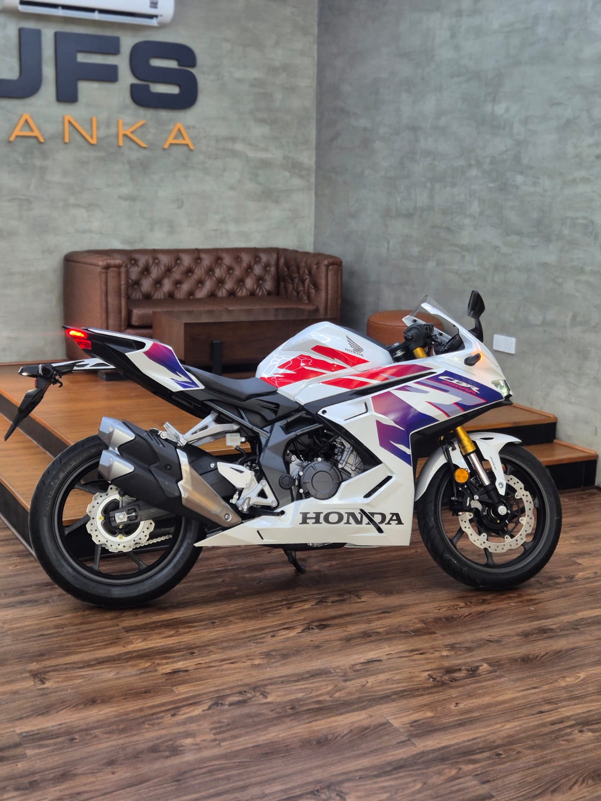 2025 HONDA CBR 250 RR MC51-1600440
