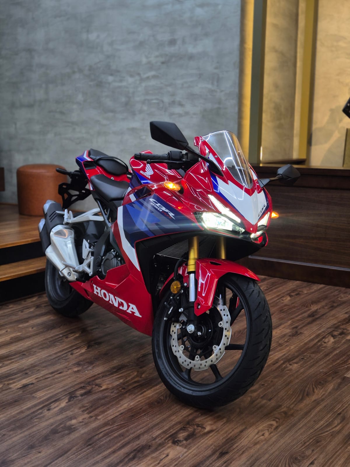 2025 HONDA CBR 250 RR