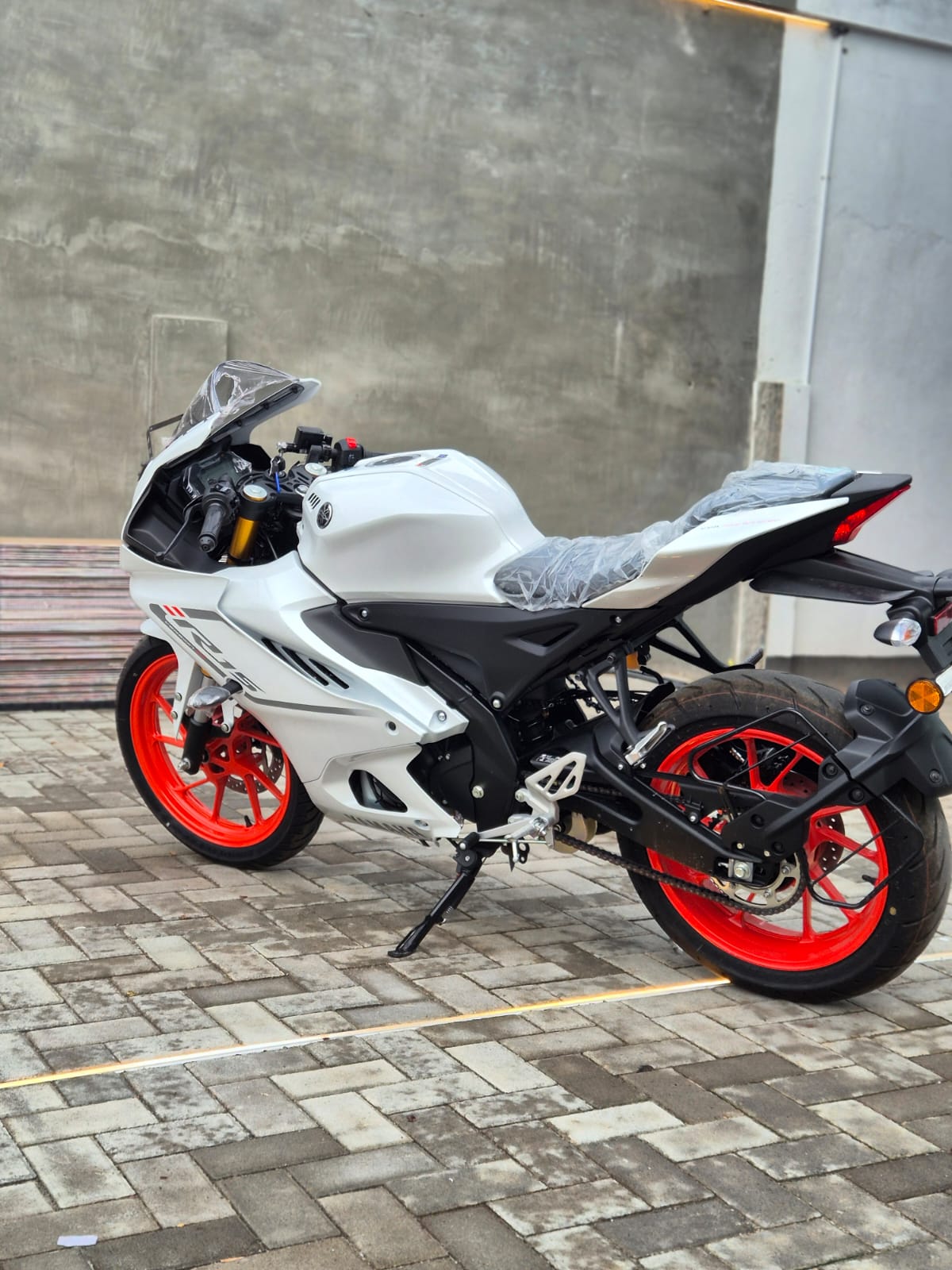 YAMAHA  R15M ME1RGA944T0022331