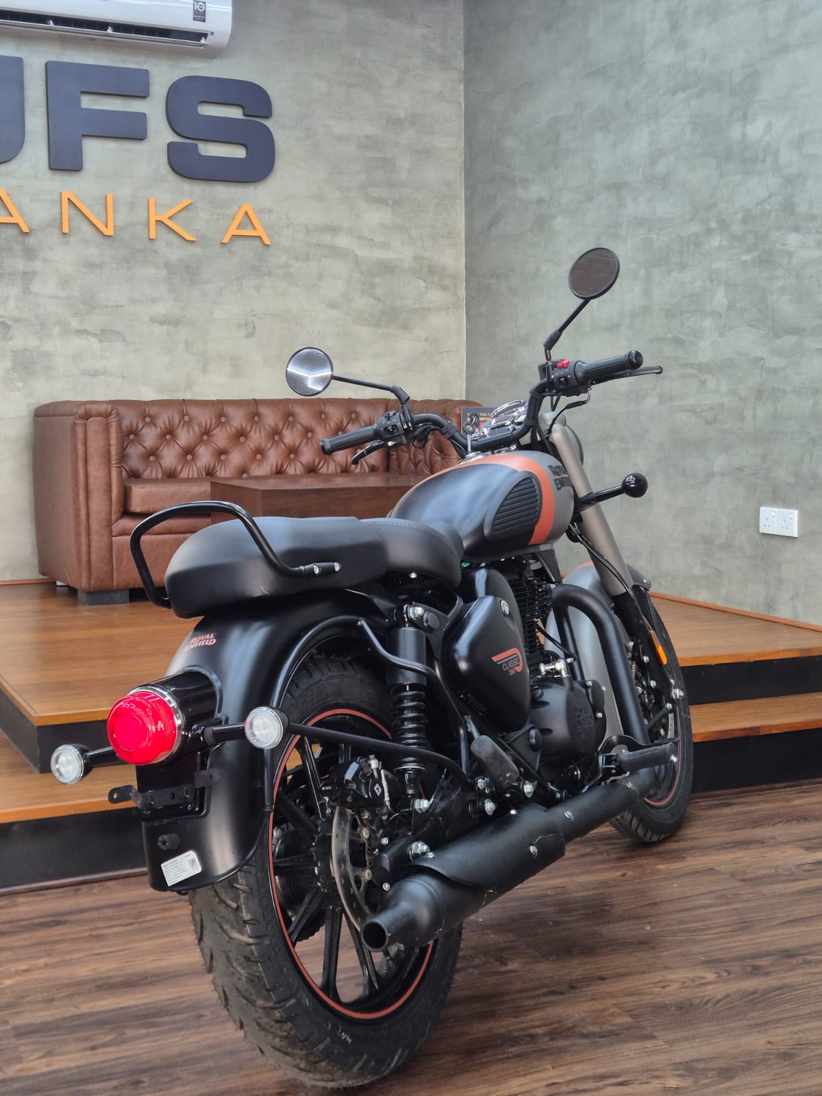 ROYAL ENFIELD CLASSIC ME3J3C5FFT2037946