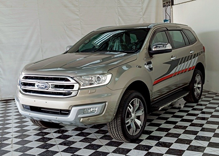 FORD SUV 01400 MNBAXXMAXXXXXXXXX