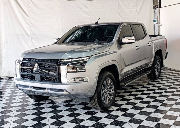 MITSUBISHI DOUBLE CAB 1497 XXXXXXXXXXXXXXXXX