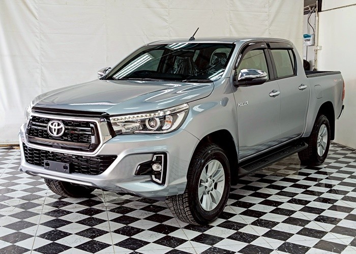 TOYOTA DOUBLE CAB 2304 MR0JB8DDXXXXXXXXX