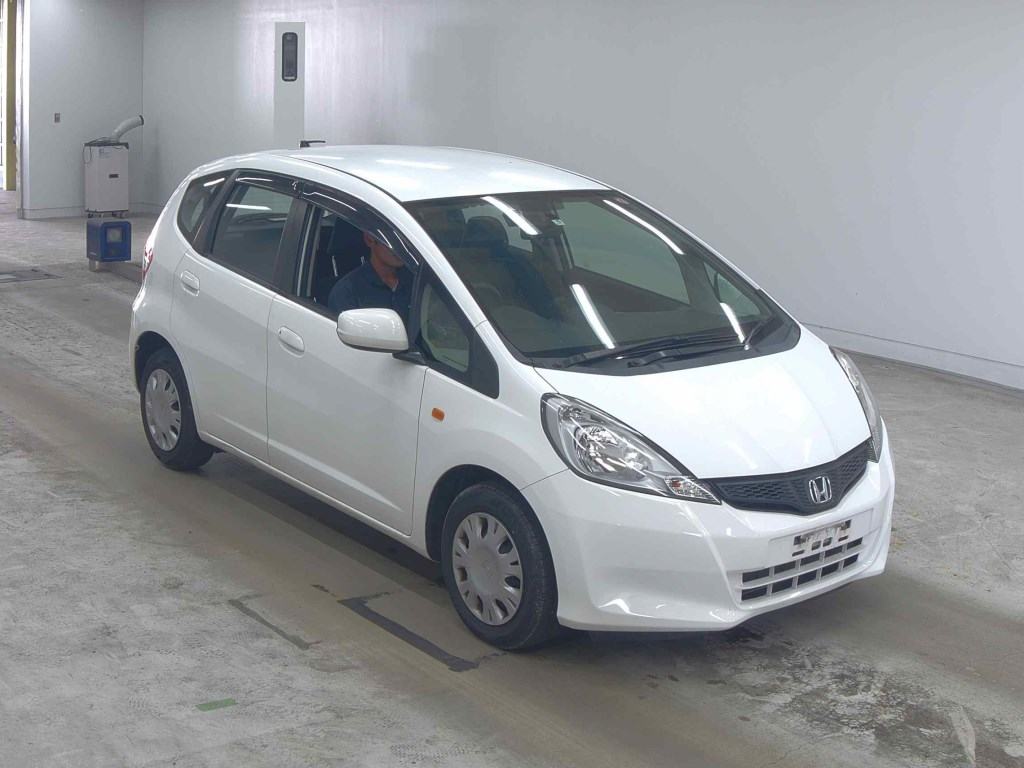 2011 HONDA FIT GE6-1532120