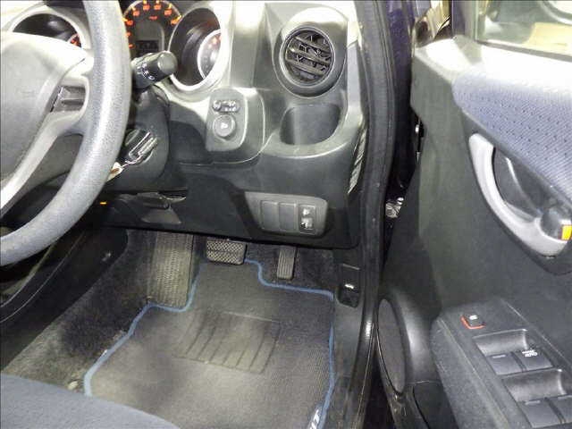 2010 HONDA FIT GE6-1301112