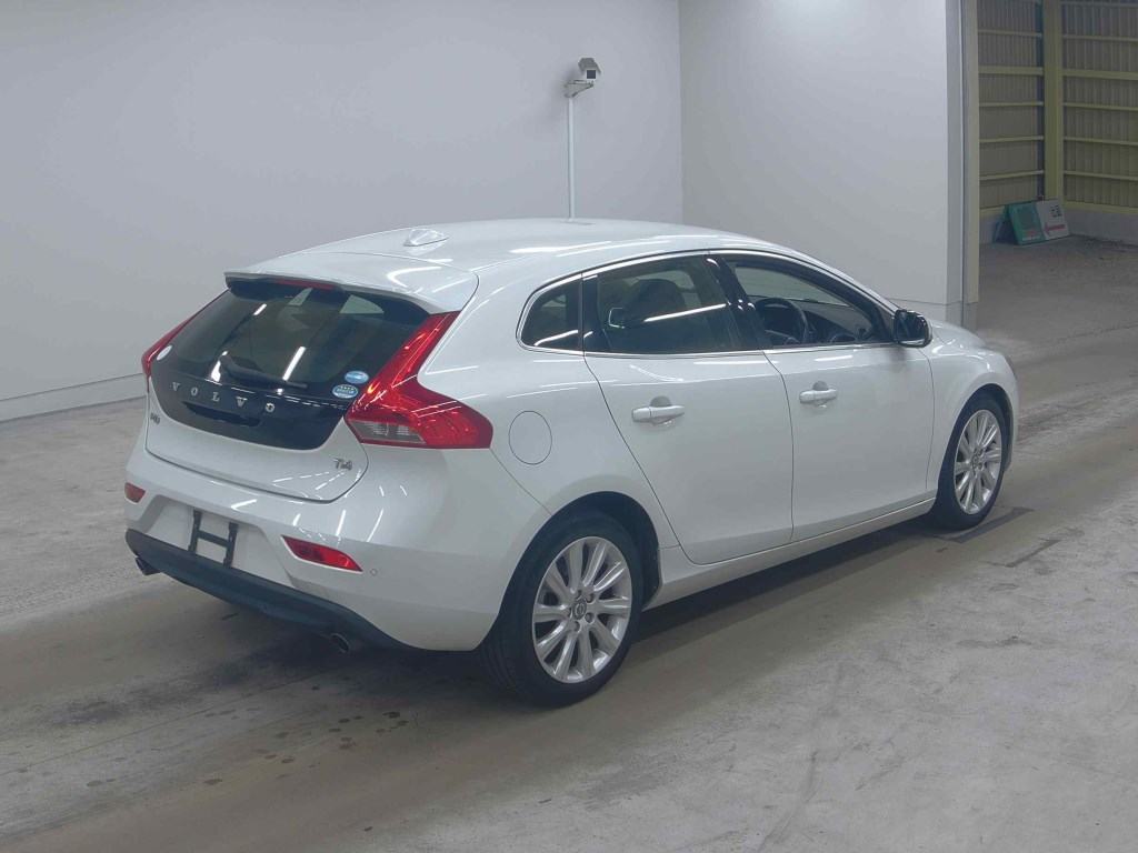 2013 VOLVO V40 4164T-2097599