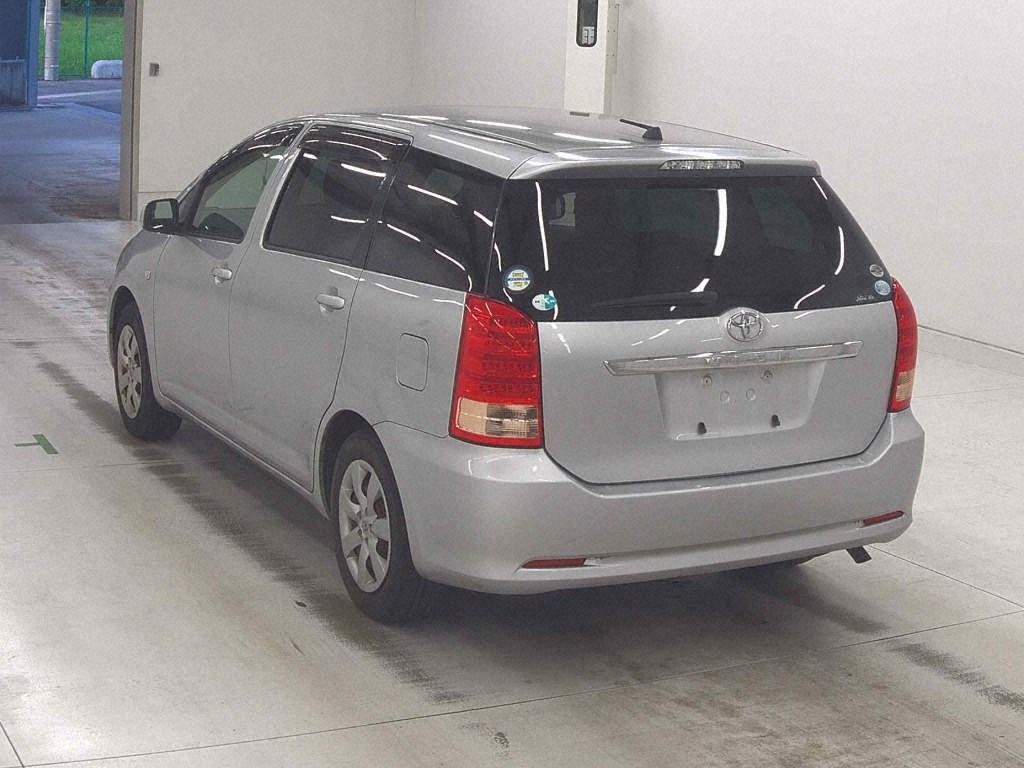 2007 TOYOTA WISH ZNE10-0349526