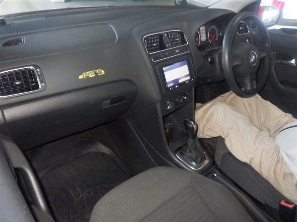 2011 VW POLO 6RCBZ-006066