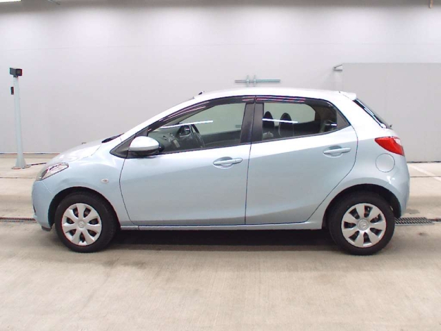 2010 MAZDA DEMIO DE3FS-282877