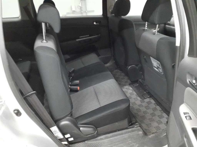 2008 TOYOTA WISH ZNE10-0402912