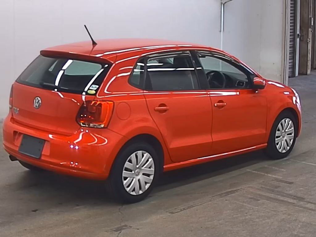 2010 VW POLO 17796