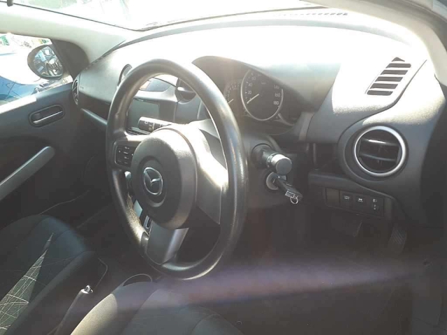 2011 MAZDA DEMIO DEJFS-102645