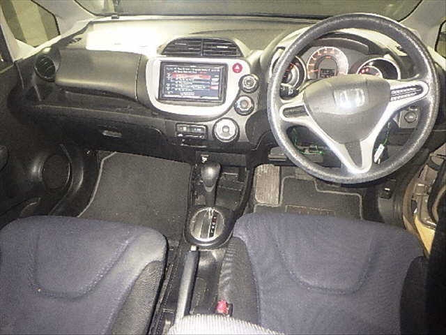 2010 HONDA FIT GE6-1356911