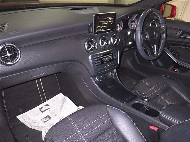 2013 MERCEDES A180 WDD1760422J158195