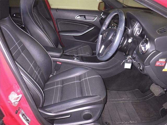 2013 MERCEDES A180 WDD1760422J158195