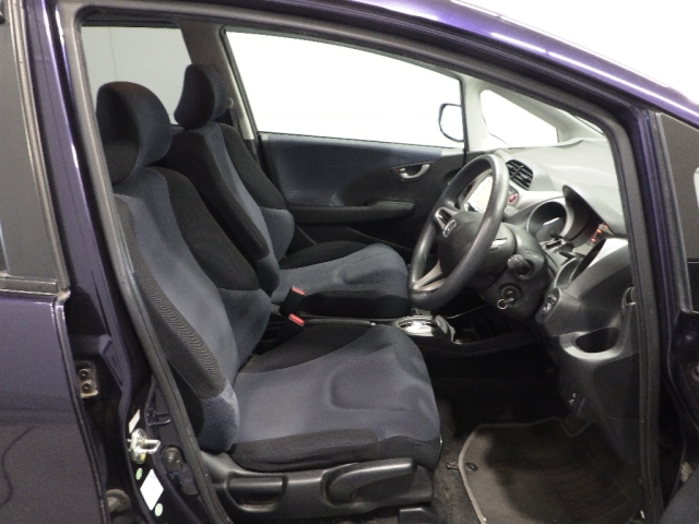 2009 HONDA FIT GE6-8000916