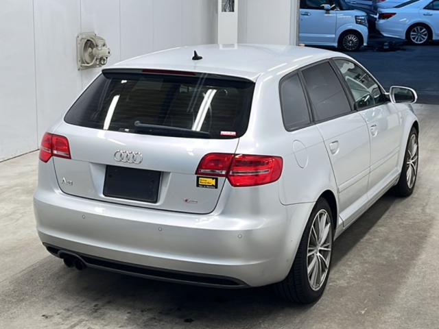 2011 AUDI A3 WAUZZZ8P1CA029456