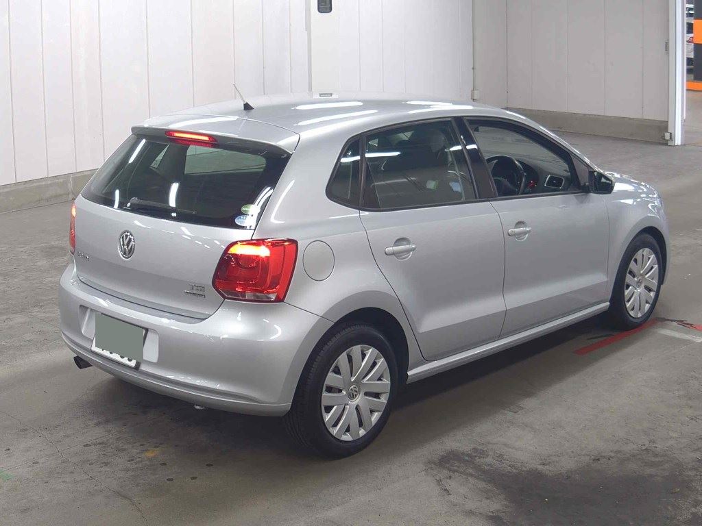 2012 VW POLO 4534