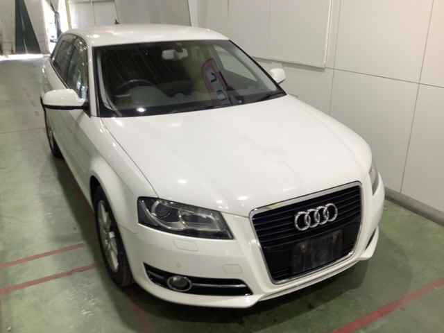 2012 AUDI A3 CA008292
