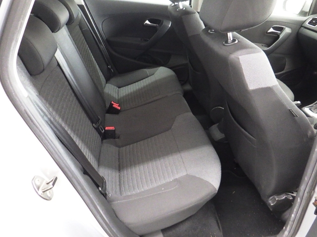 2010 VW POLO AU019128