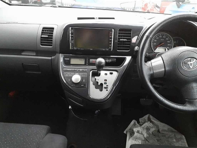 2006 TOYOTA WISH ZNE10-0332612