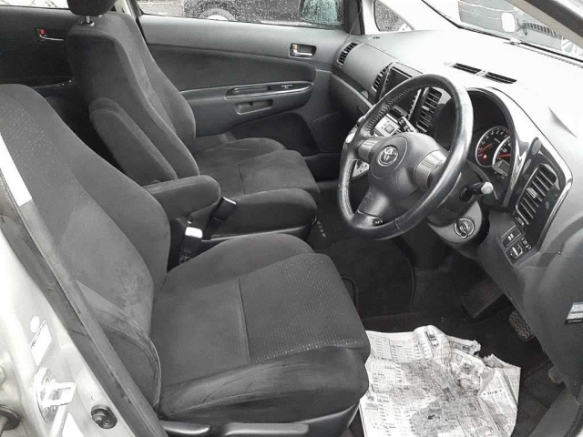2006 TOYOTA WISH ZNE10-0332612