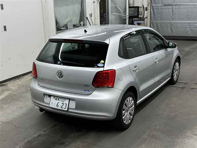 2011 VW POLO WVWZZZ6RZBU043494