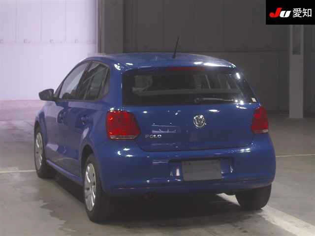 2010 VW POLO AU011124