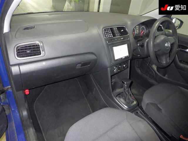 2010 VW POLO AU011124