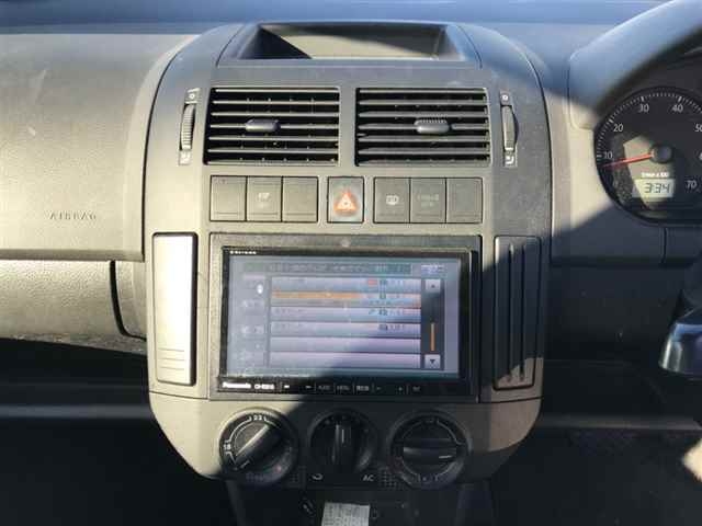 2005 VW POLO WVWZZZ9NZ6U012215