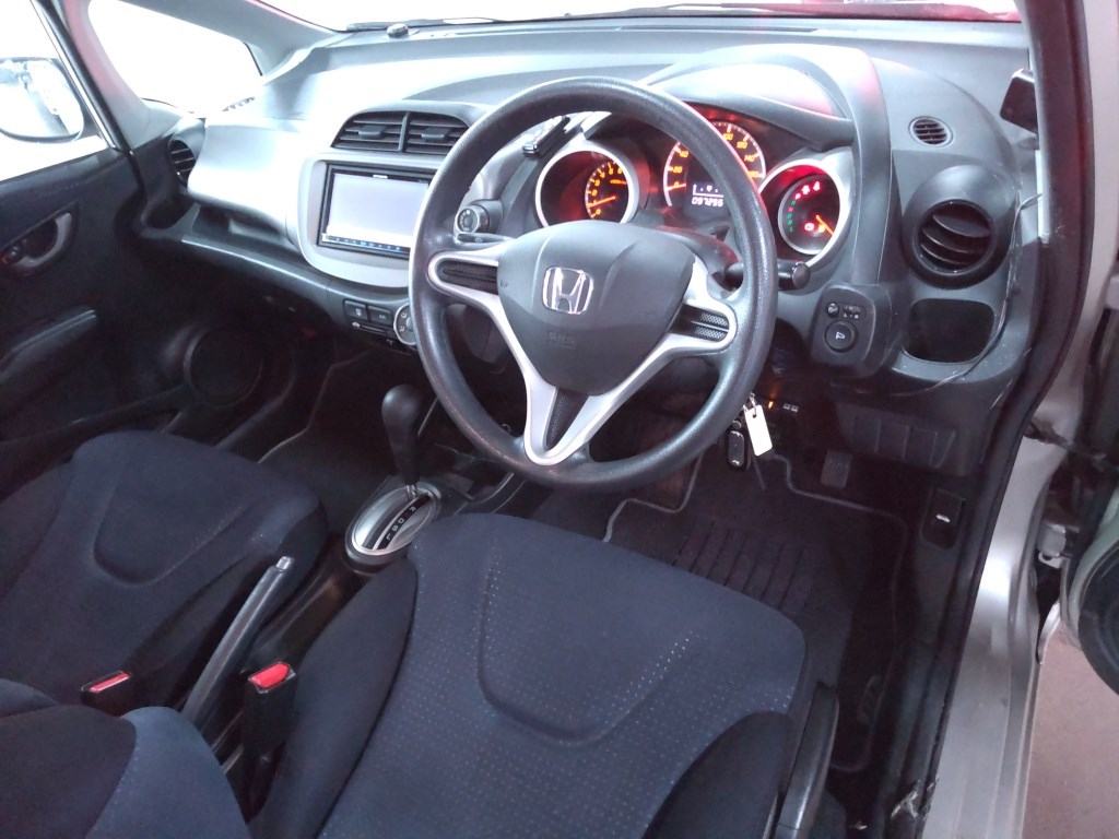 2010 HONDA FIT GE6-1301625