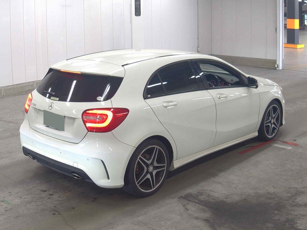 2013 MERCEDES A180 SPORTS 176042-029202