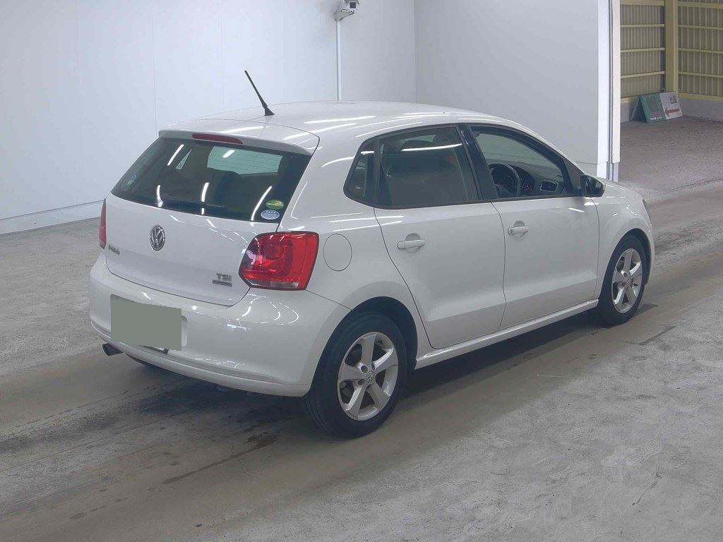 2012 VW POLO 6RCBZ-012313