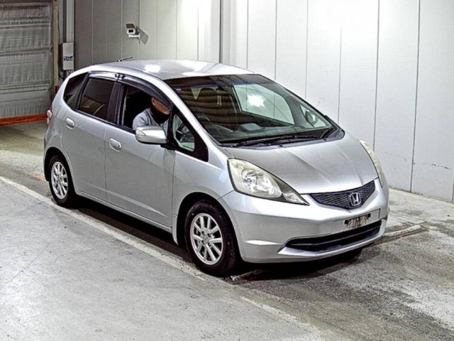 2010 HONDA FIT GE6-1383850