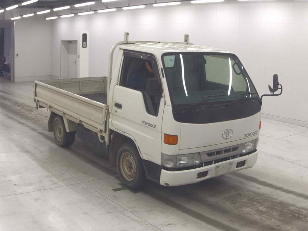 2000 TOYOTA TOYOACE YY101-0009613