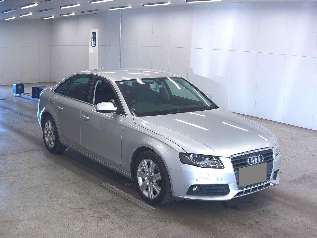 2011 AUDI A4 077844