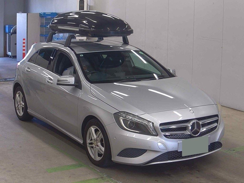 2013 MERCEDES A180 WDD1760422J155344