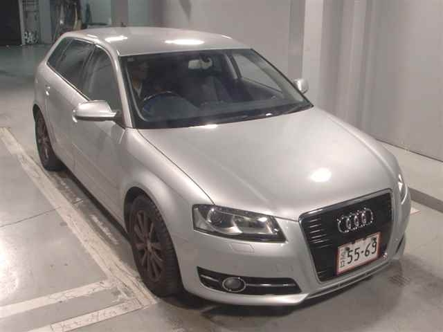 2010 AUDI A3 BA062337