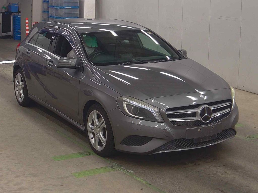 2013 MERCEDES A180 WDD1760422J115586