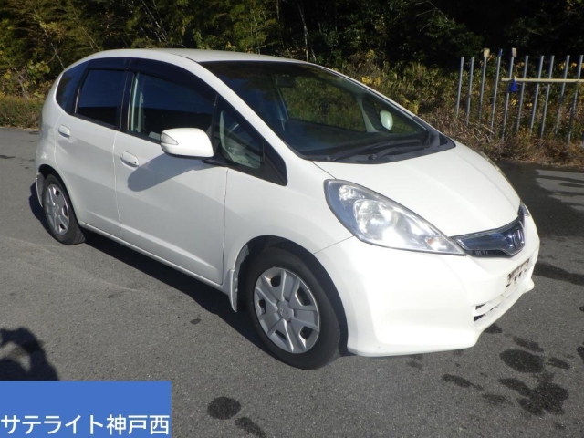 2011 HONDA FIT HYBRID GP1-1041631