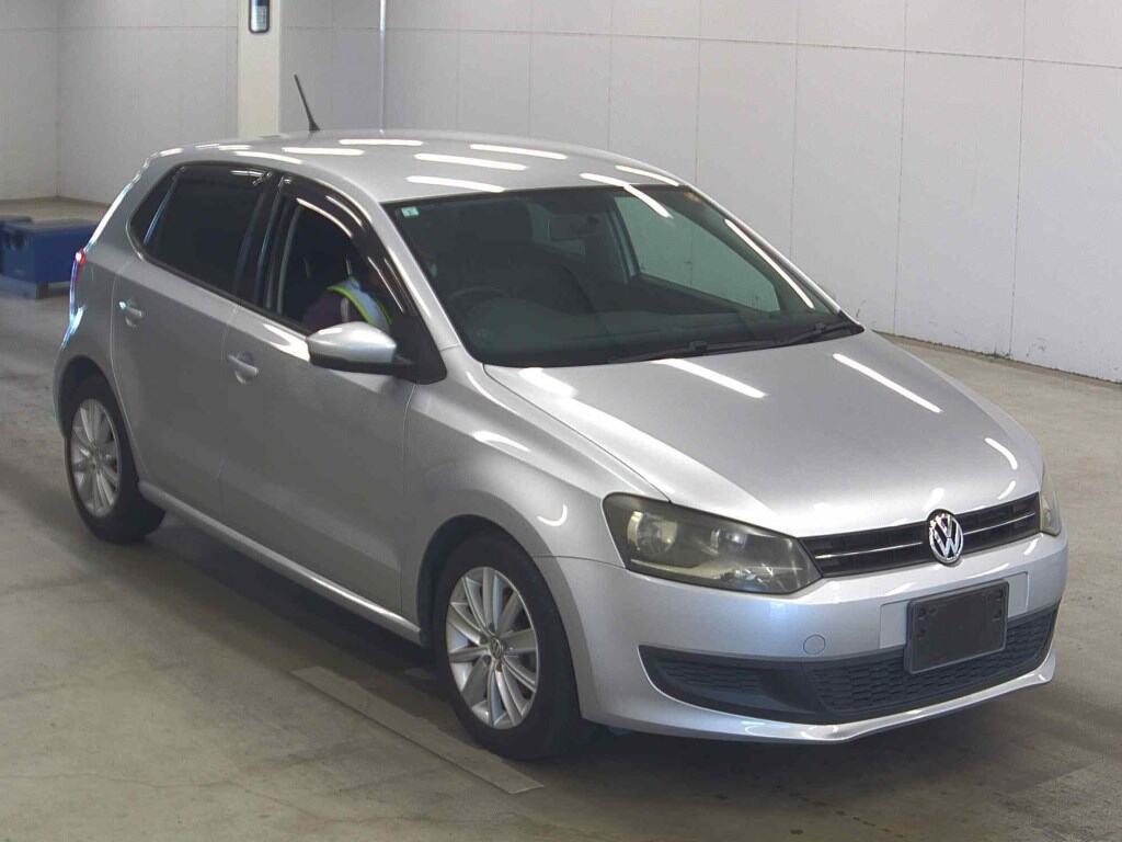 2011 VW POLO 036900