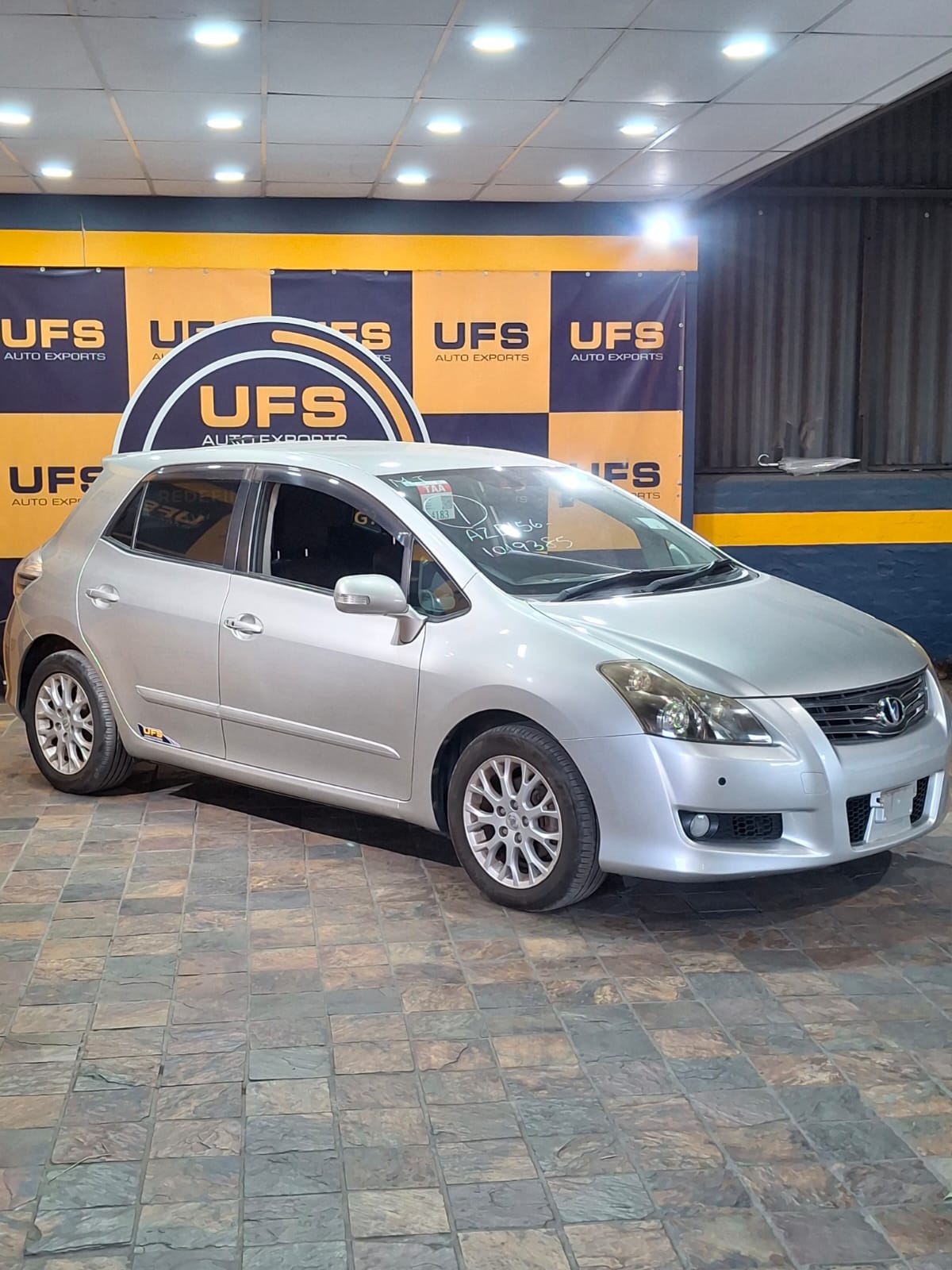 2007 TOYOTA BLADE AZE156-1019385