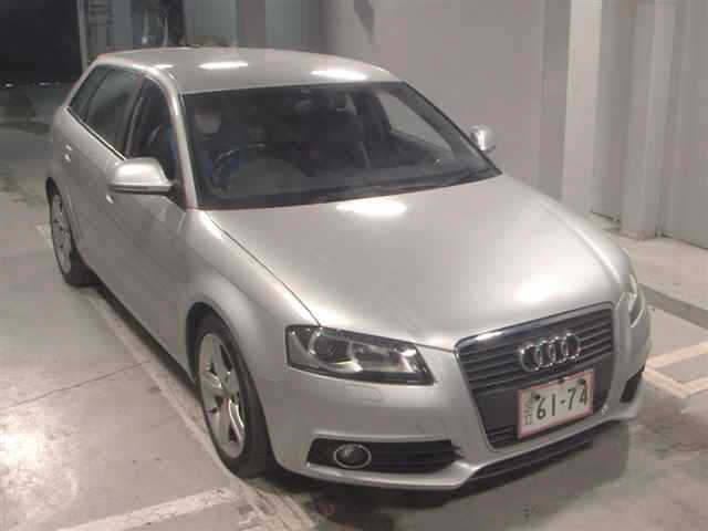 2010 AUDI A3 WAUZZZ8P5AA143571