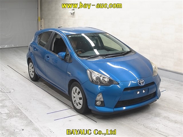 2013 TOYOTA AQUA NHP10-6194851