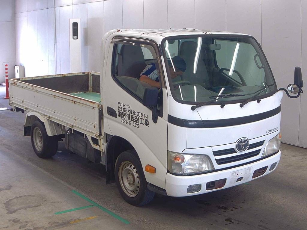 2009 TOYOTA TOYOACE TRY230-0113686