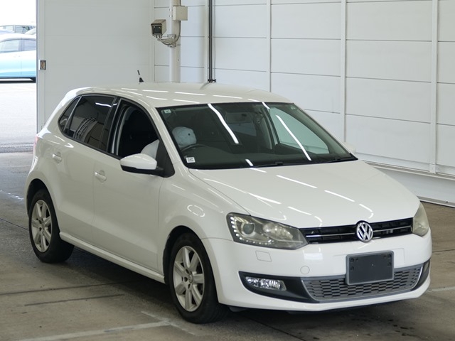 2011 VOLKSWAGEN POLO WVWZZZ6RZCU003253