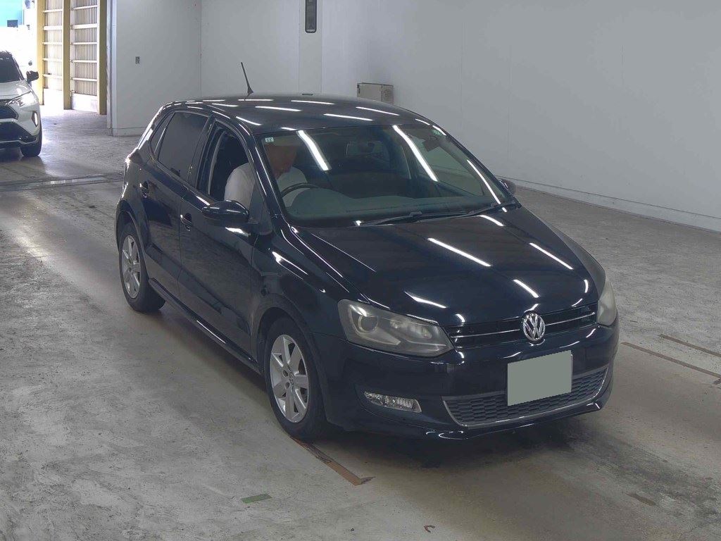 2011 VOLKSWAGEN POLO 6RCBZ-015818
