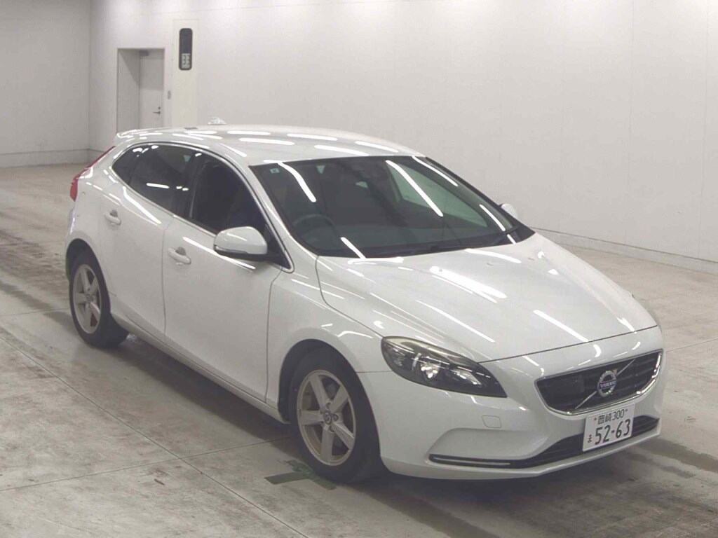 2013 VOLVO V40 YV1MV485BE2079590
