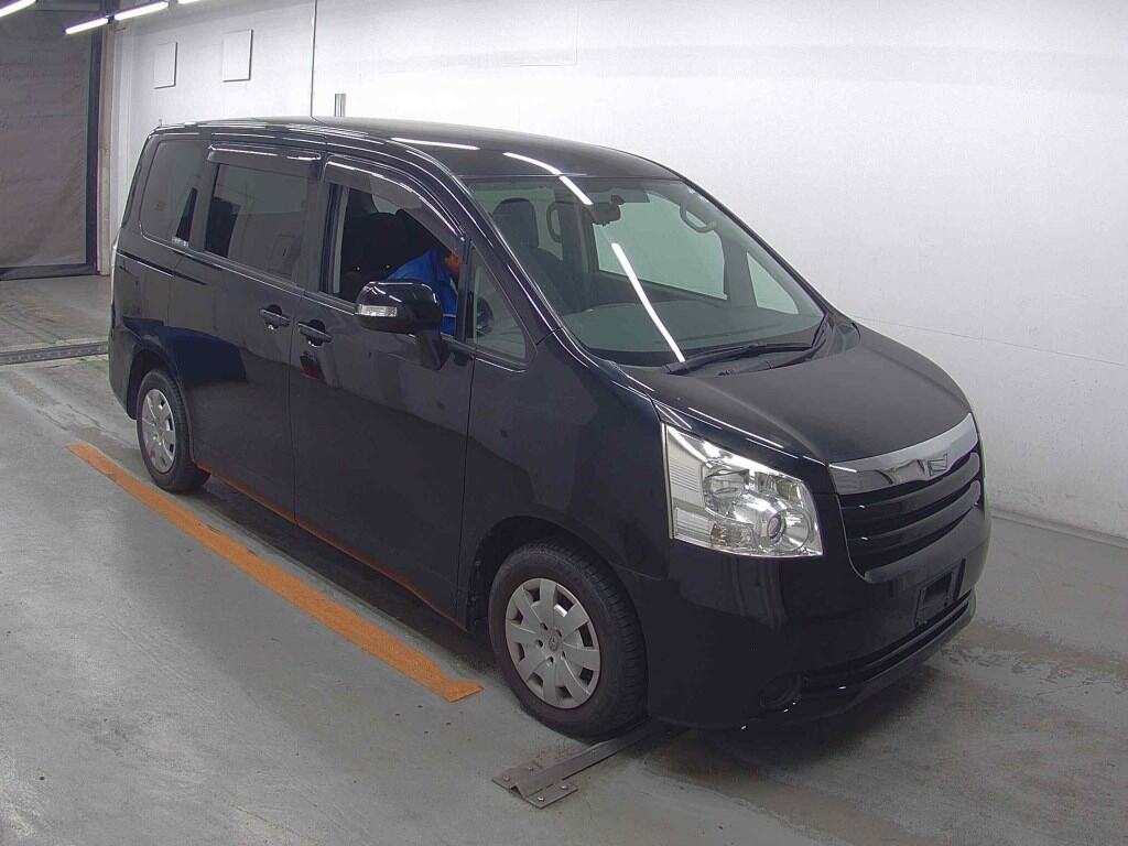 2009 TOYOTA NOAH ZRR70-0234926